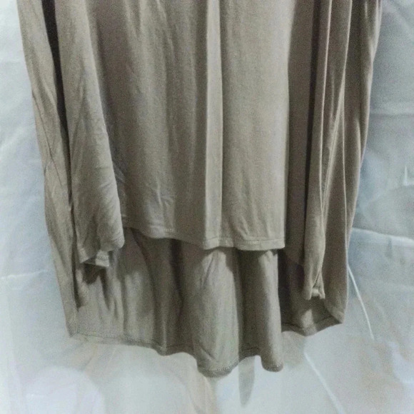 Dress - Picture 6 of 8